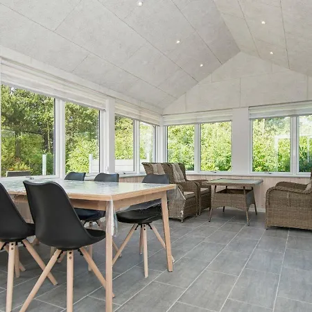 Holiday Henne Ix Feriehus